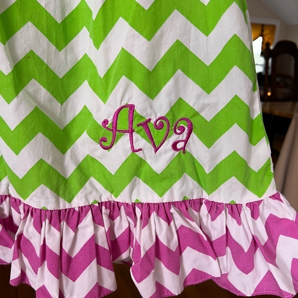 HELENES CLOSET CHEVRON PRINT DRESS MONOGRAMMED “AVA” - Picture 2 of 8